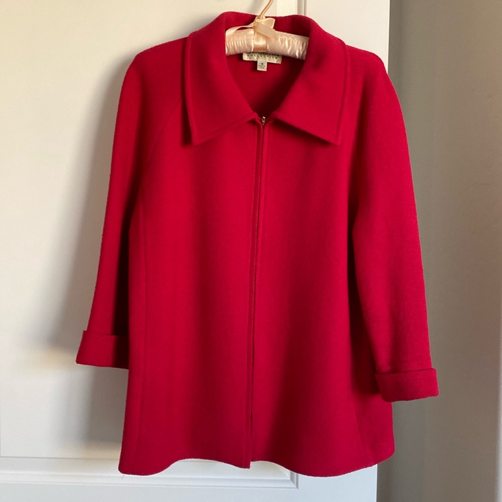 St. John Collection Boucle 3/4 Sleeve Jacket in Fuchsia - Size 14